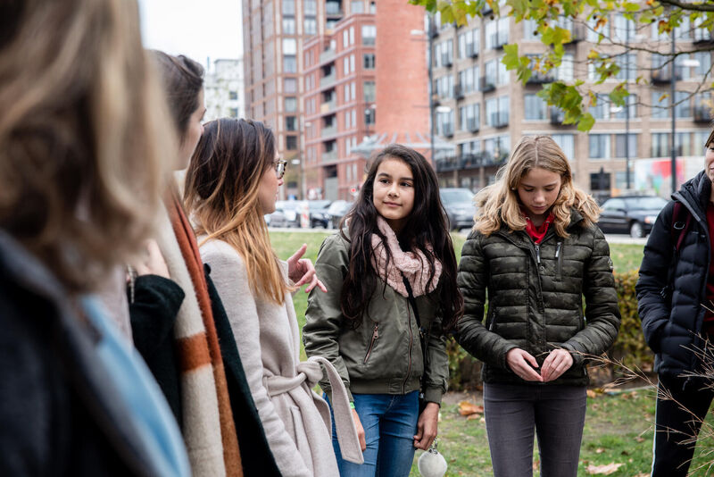 Doorkijkjes in de ontwikkeling van het cultureel bewustzijn van leerlingen in het Voortgezet Onderwijs