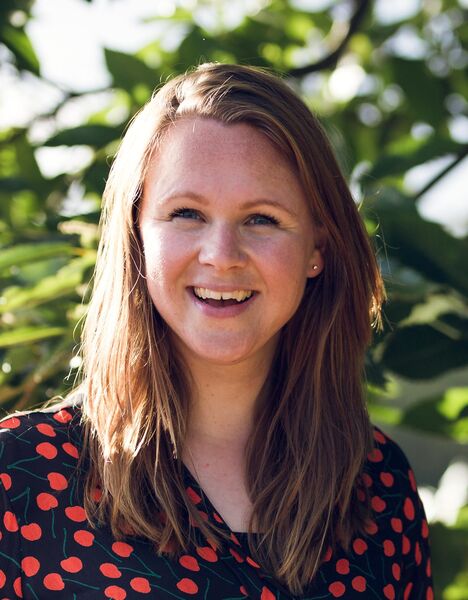 Eline van der Geest (trainer / co-teacher)